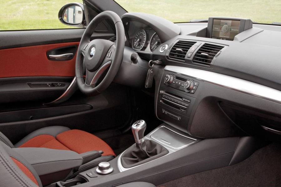  BMW 135i 2010 года  (фото 12 из 62)